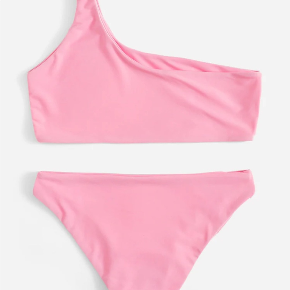 Pink Bikini - Picture 2 of 2